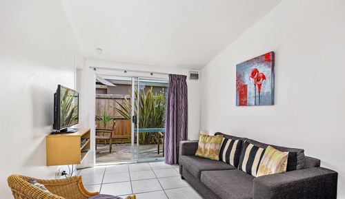 Standard Suite, 1 Bedroom, Non Smoking, Kitchen (Unit)