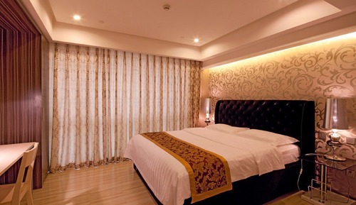 Deluxe Double Room (Mainland Chinese Citizen Only)