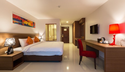 Deluxe King Room
