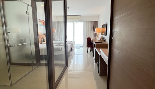 Premier Deluxe Room