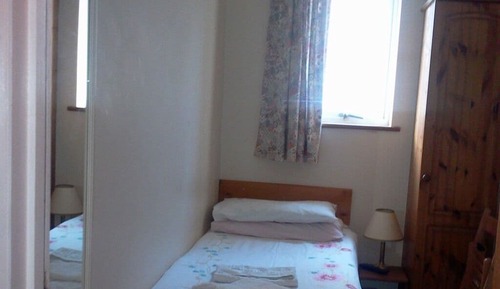 Single Room, Shared Bathroom