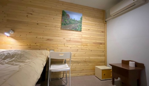 Superior Room, 1 King Bed, Private Bathroom