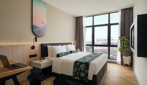 1-Bedroom Premier Queen