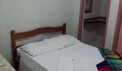 Economy Triple Room