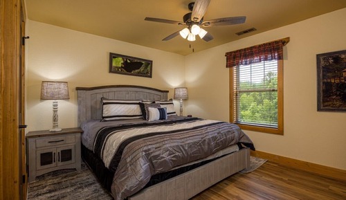 House, Multiple Beds, Pool Access, Mountain View