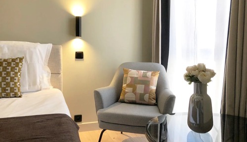 Deluxe Apartment