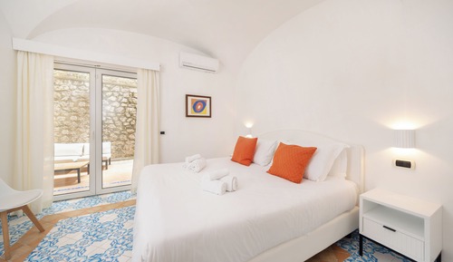 Premium Condo, 2 Bedrooms, Sea View, Sea Facing