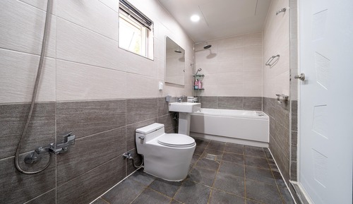 Basic Room, 1 Bedroom (L-07)