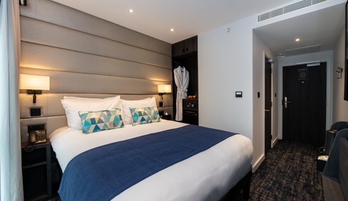 Premium Room, 1 Double Bed (Lower Floor)