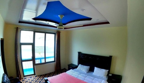 Deluxe Double or Twin Room