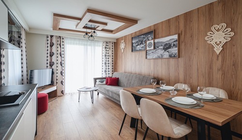 Apartment (L1)