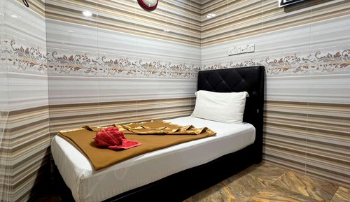Business Triple Room