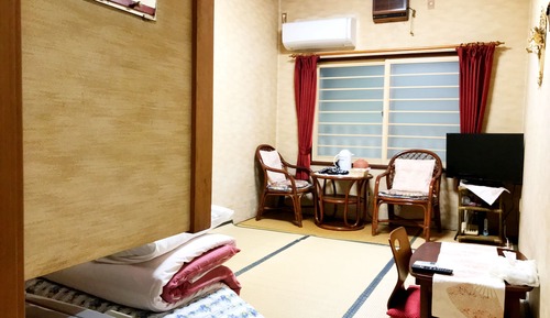 Japanese-Style Twin Room with Shared Bathroom - Non-Smoking