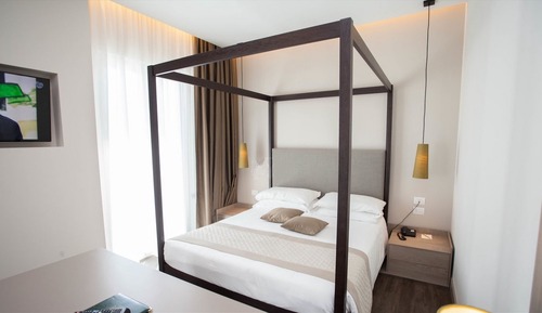 Premium Quadruple Room