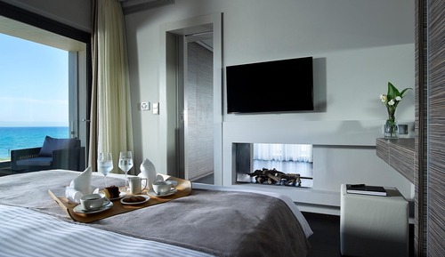 Suite, Sea View