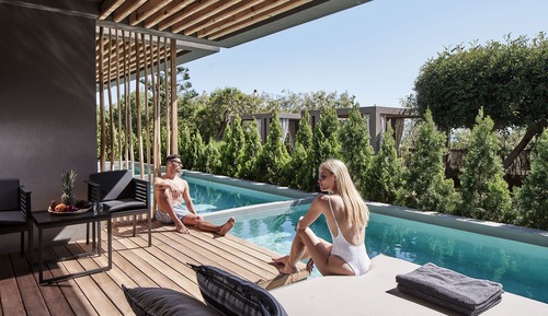 Comfort Room (Independent Pool)