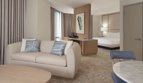 Junior Suite, 1 King Bed