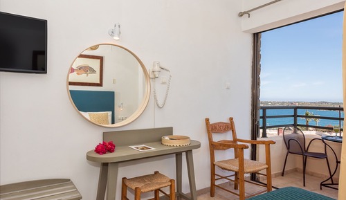 Single Room, Sea View