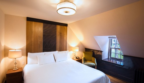 Deluxe Suite, 1 King Bed with Sofa bed, Park View