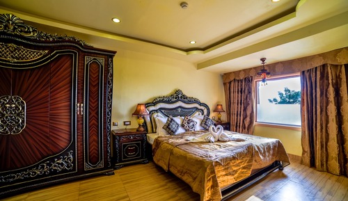 Royal Suite
