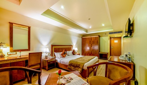 Royal Room 