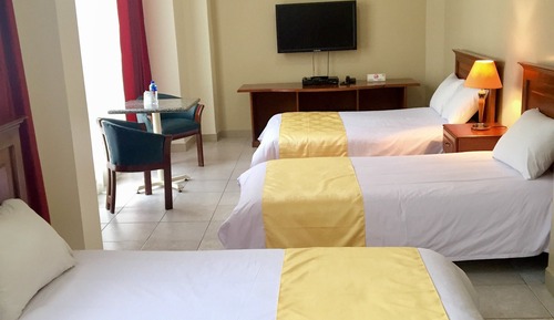Triple Room