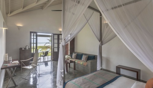 Suite, Sea View