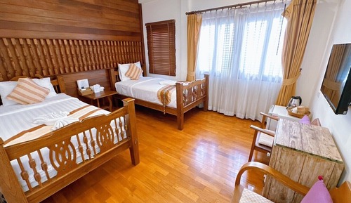 Superior Twin Room