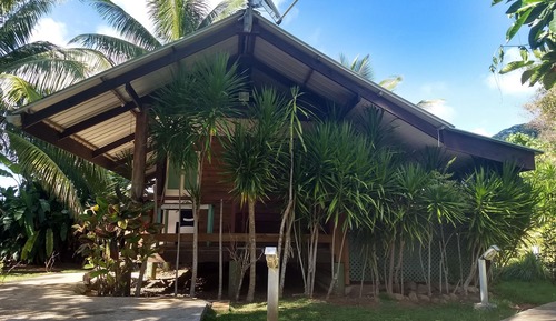 Standard Bungalow, Kitchen (Coco)