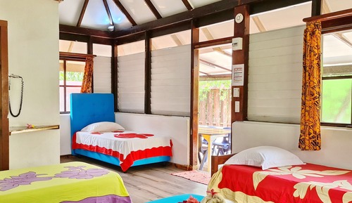Family Bungalow (Feti'i)