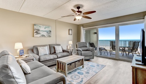 Condo, 2 Bedrooms
