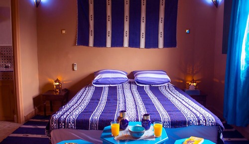 Economy Triple Room, Multiple Beds, Private Bathroom, Pool View