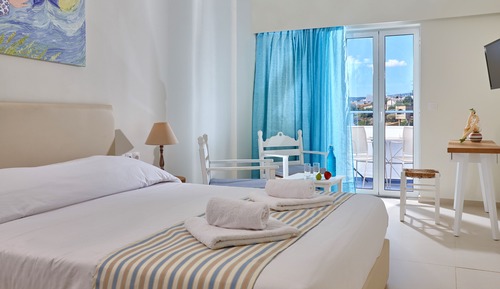 Superior Double or Twin Room, Partial Sea View