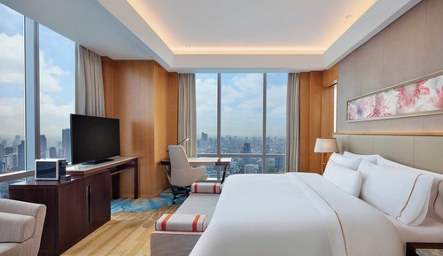 Club Room, 1 King Bed, Non Smoking