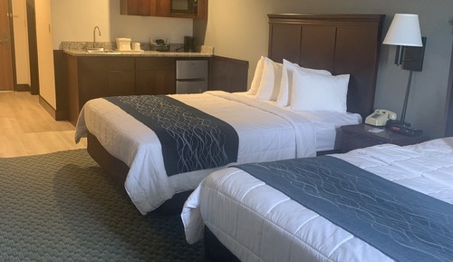 Deluxe Room, Multiple Beds, Kitchenette