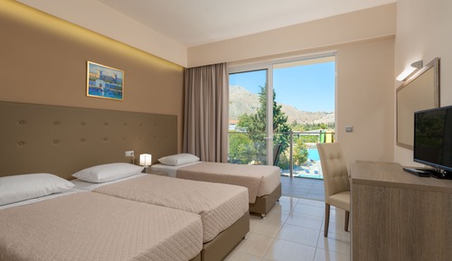 Superior Quadruple Room, Multiple Beds