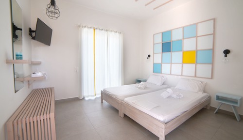 Superior Apartment (5-8)