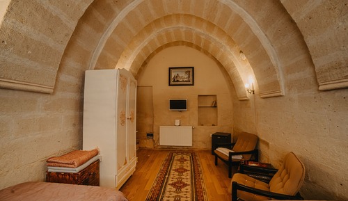 Economy Double or Twin Room