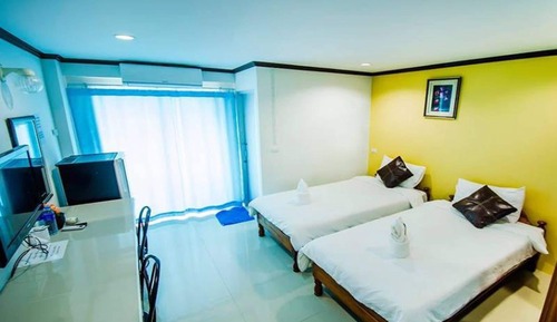 Standard Twin Room