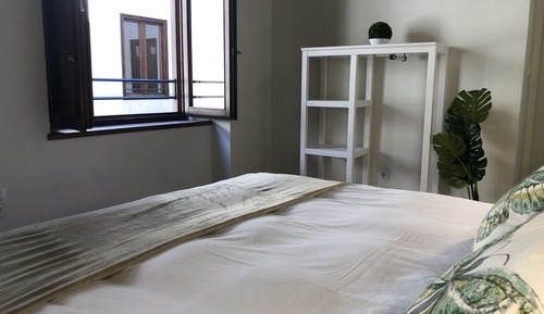 Premier Apartment