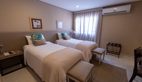 Suite, 2 Twin Beds