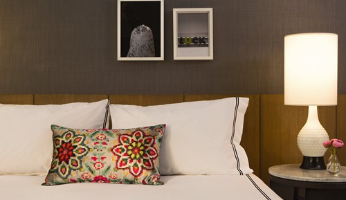 Premium Room, 1 King Bed (Walk-In Shower)