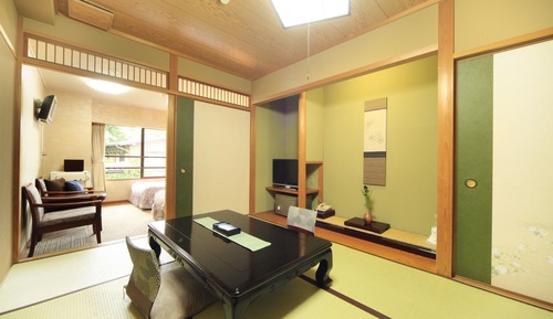 Japanese Western Style Room with Japanese Futon, Mountain View