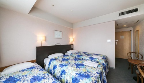 Large Triple Room, Non Smoking 