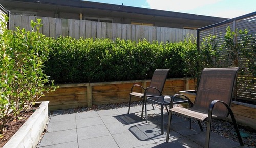 King Studio with disability access (Lake Wing)