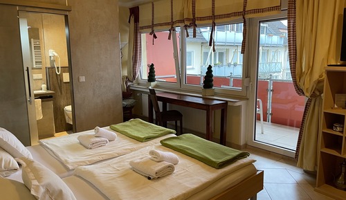 Double or Twin Room, Private Bathroom
