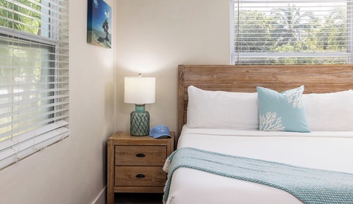Standard Room, 1 King Bed