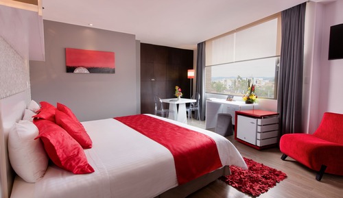 Suite, 1 King Bed, Hot Tub, City View