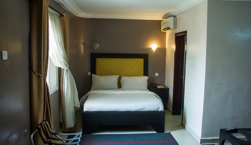 Executive Room