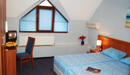 Two-Bedroom Suite